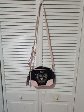 JUICY COUTURE LIQUORICE HERITAGE CROSSBODY NWT